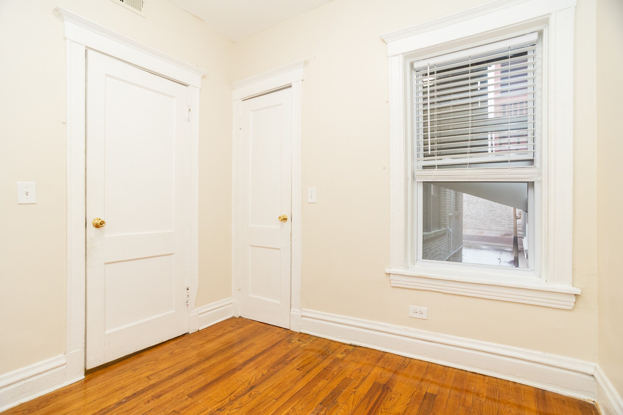 Second Bed - 3149 W Lyndale St