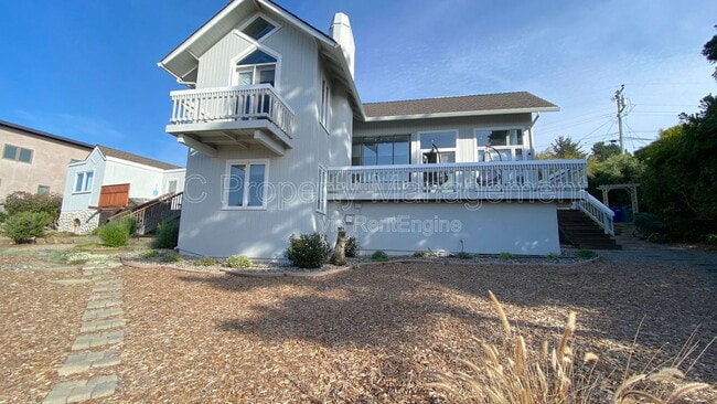 Building Photo - 153 Carmel Riviera Dr
