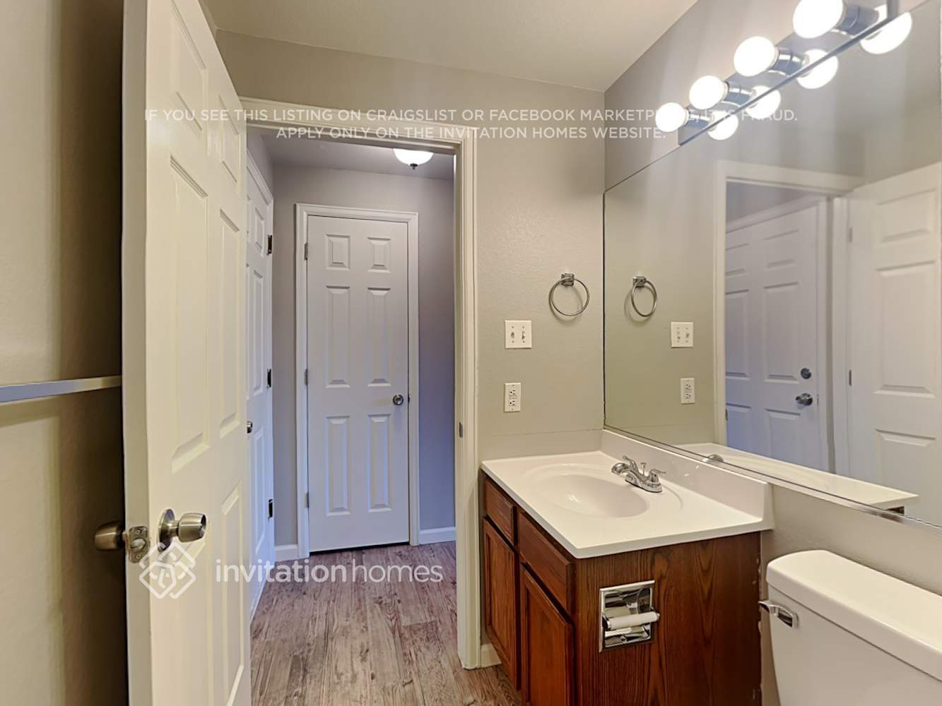 Building Photo - 13544 N Pecos St
