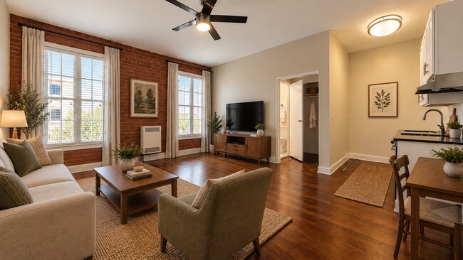 Building Photo - 326 Normandie Ave