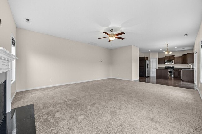 Building Photo - Welcome to Carolina Plantations!