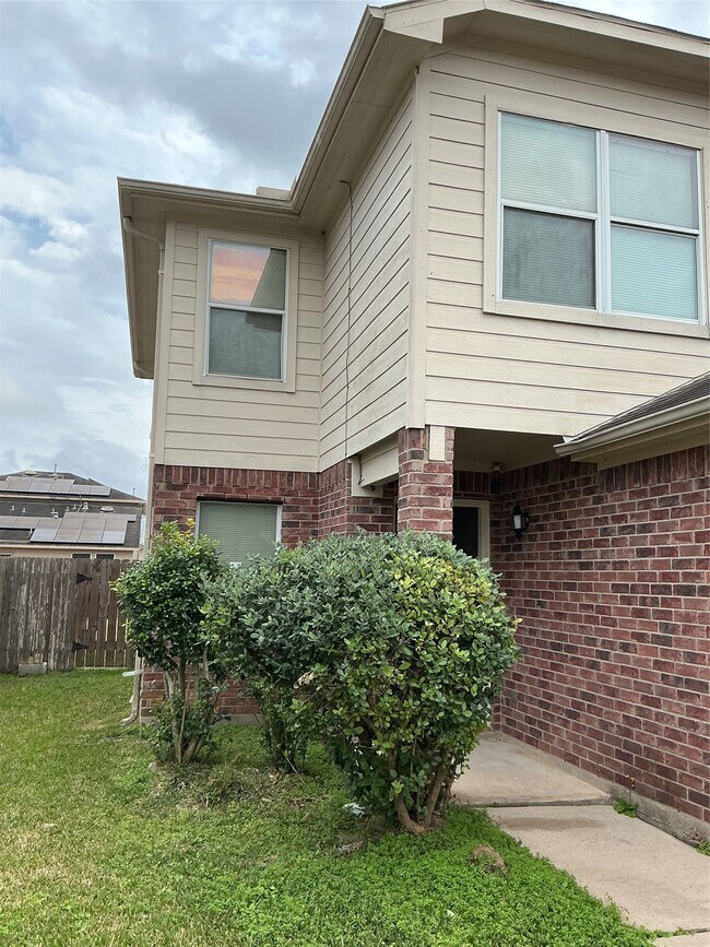 Building Photo - 4819 May Arbor Ln