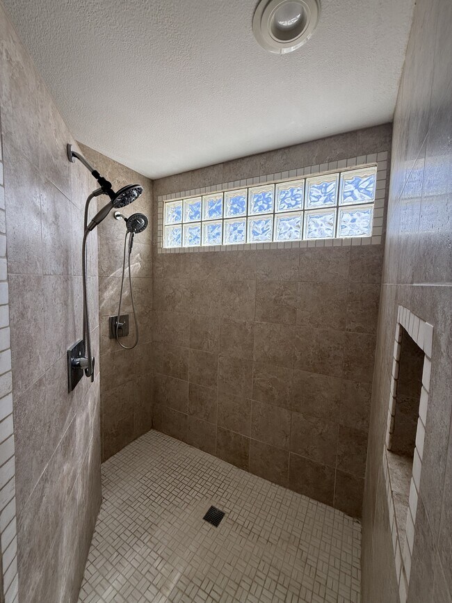 Building Photo - 72847 Desert Trail Dr