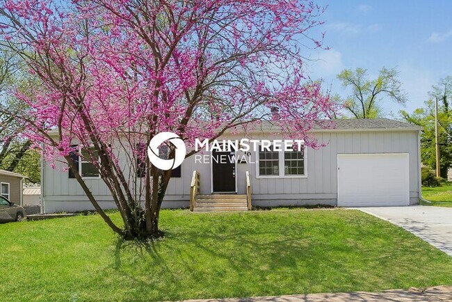 Primary Photo - 3 Bedroom Pet-Friendly Home in KANSAS CITY...