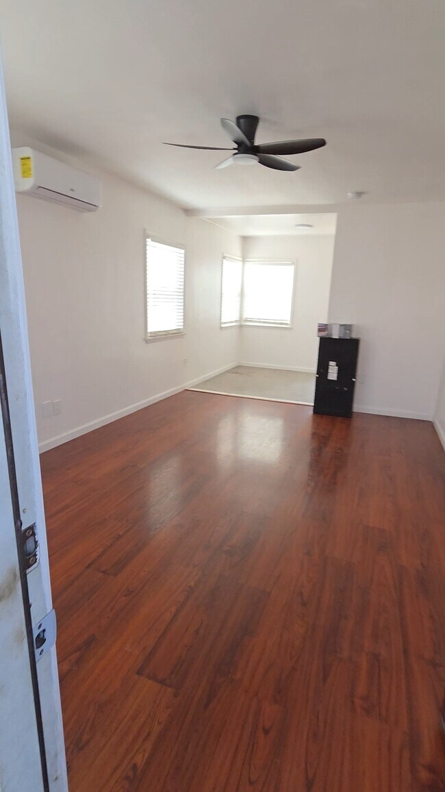 Building Photo - 4008 Rockwood St