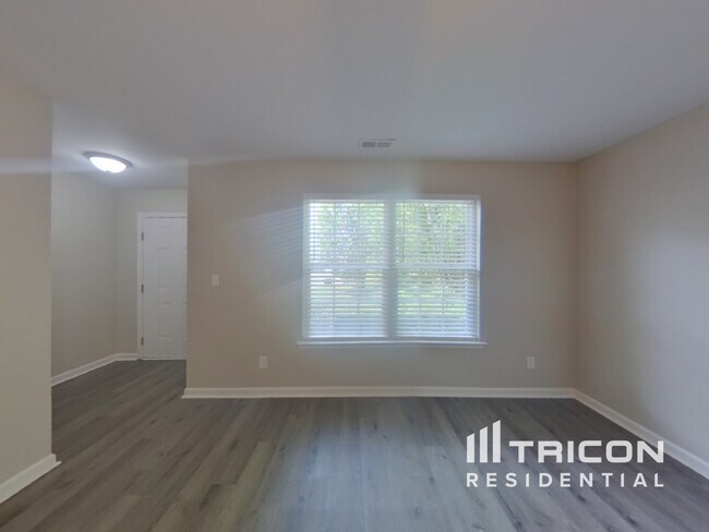 Building Photo - 296 Waxberry Ct