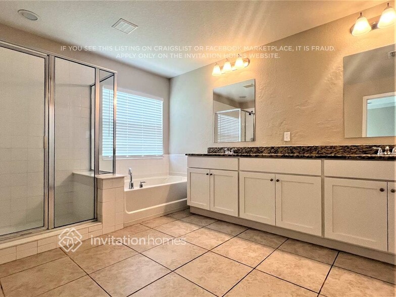 Building Photo - 481 Dagama Dr