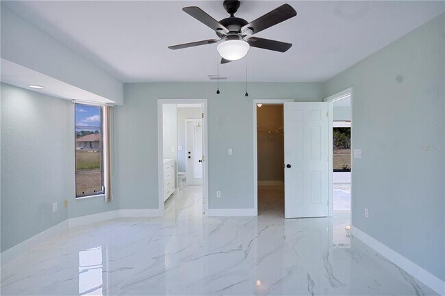 Building Photo - 1147 Yachtsman Ln
