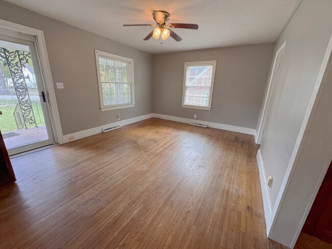 Building Photo - PENDING