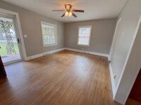 Building Photo - 229 Alpine Dr
