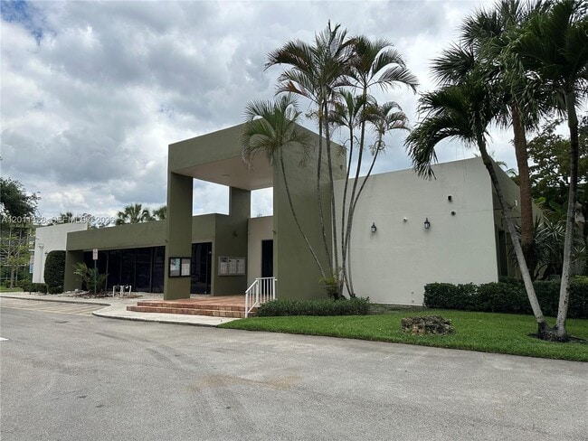 Building Photo - 4215 N University Dr