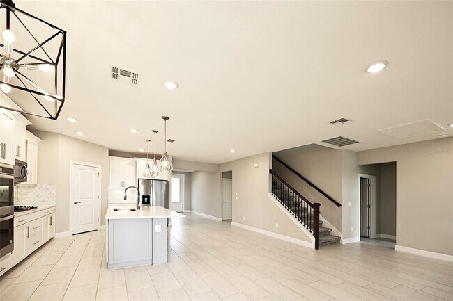 Building Photo - 3806 Savanna Palms Ct