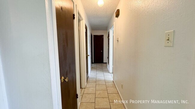 Building Photo - 5603 Amherst St