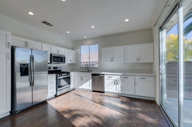 Building Photo - 2-Story Home  3 bedroom 2 bath in Summerlin