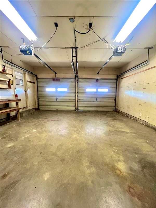 Building Photo - 4416 Redbud Ave