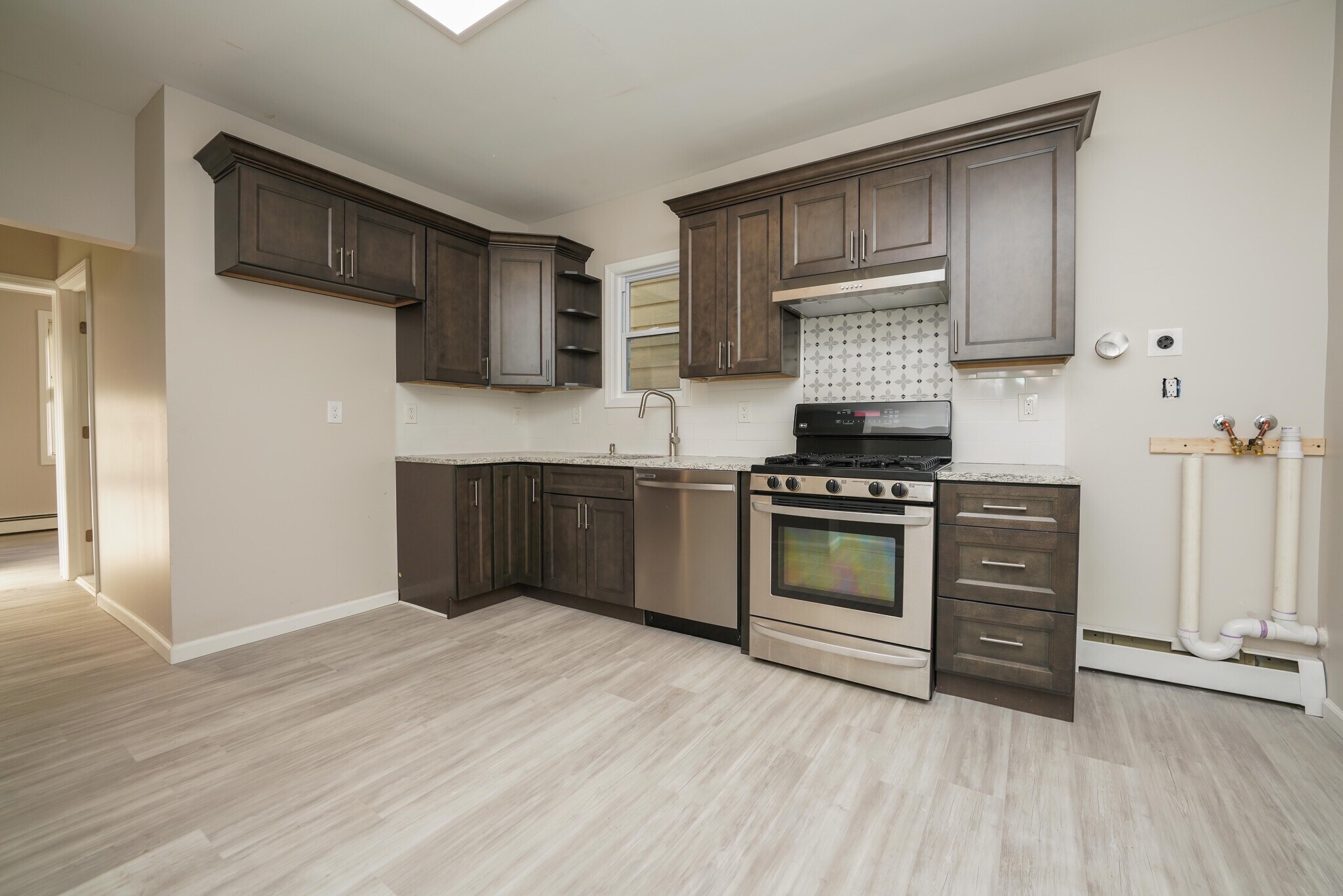 Building Photo - 104 Cambridge Ave