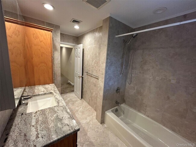 Building Photo - 26 Dunes Ln