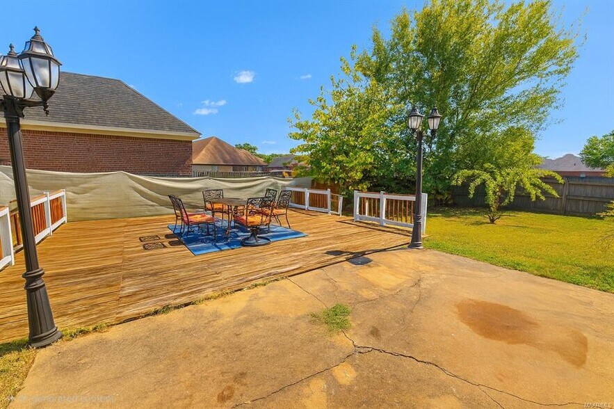 Building Photo - 8457 Chadburn Crossing