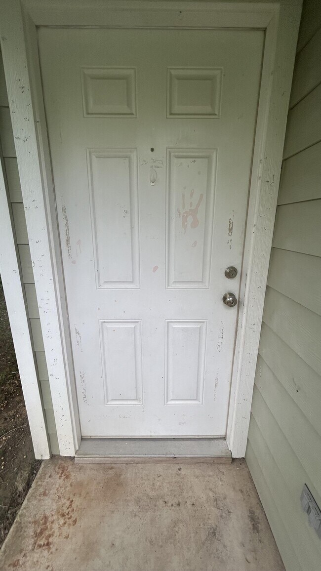 Building Photo - 310 Cooper St