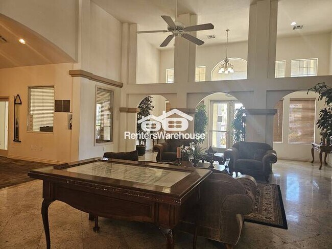 Building Photo - Beautiful 1-bedroom, 1-bathroom condo