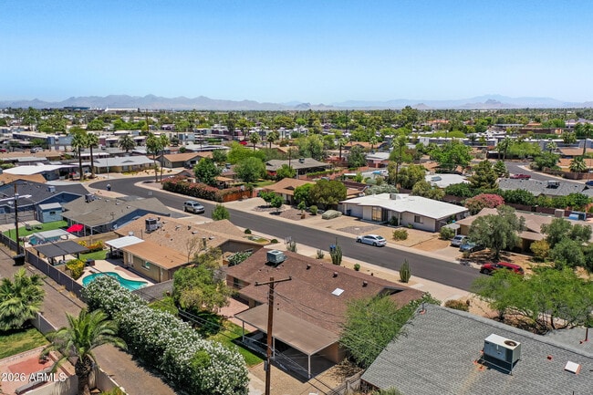 Building Photo - 1812 N McAllister Ave