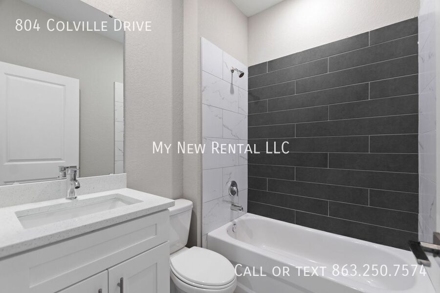 Building Photo - 804 Colville Dr