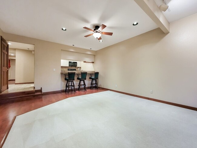 Building Photo - Cascade Mountain View Retreat: Elegant 2BR Condo in Downtown Redmond