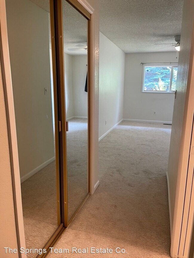 Building Photo - 2 br, 2 bath House - 82 Stovel Circle