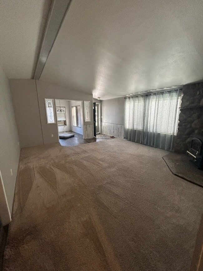 Building Photo - 103 Silver Bow Ct