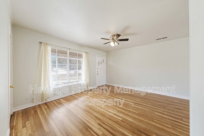 Building Photo - 815 Rittiman Rd