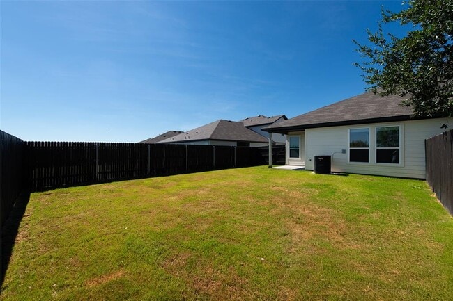 Building Photo - 383 Cross Barn Blvd