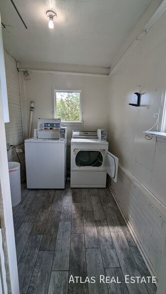 Building Photo - 6045 W 39th Ave