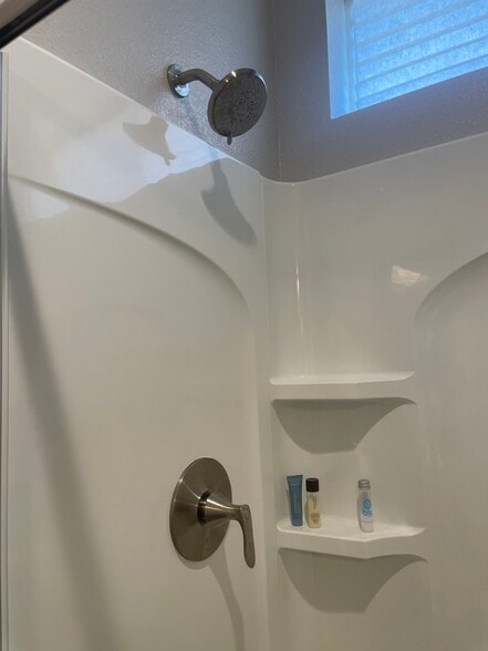 Building Photo - 2850 Lumin Ct