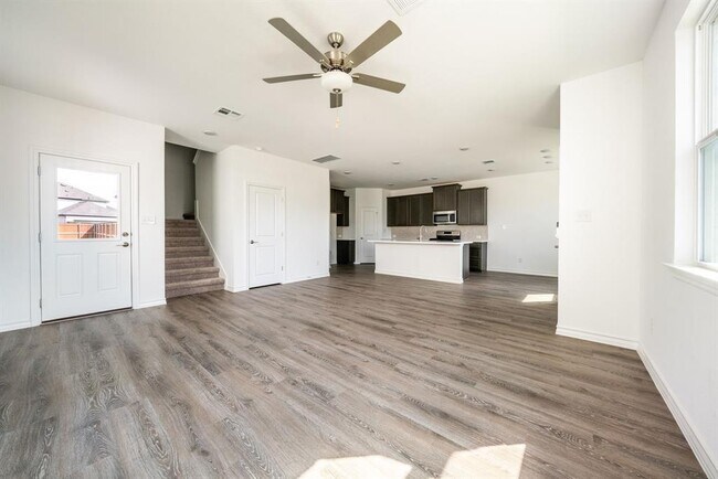 Building Photo - 123 Watkinville Rd