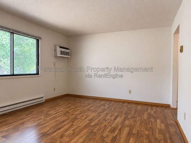 Building Photo - 420 5th Ave E
