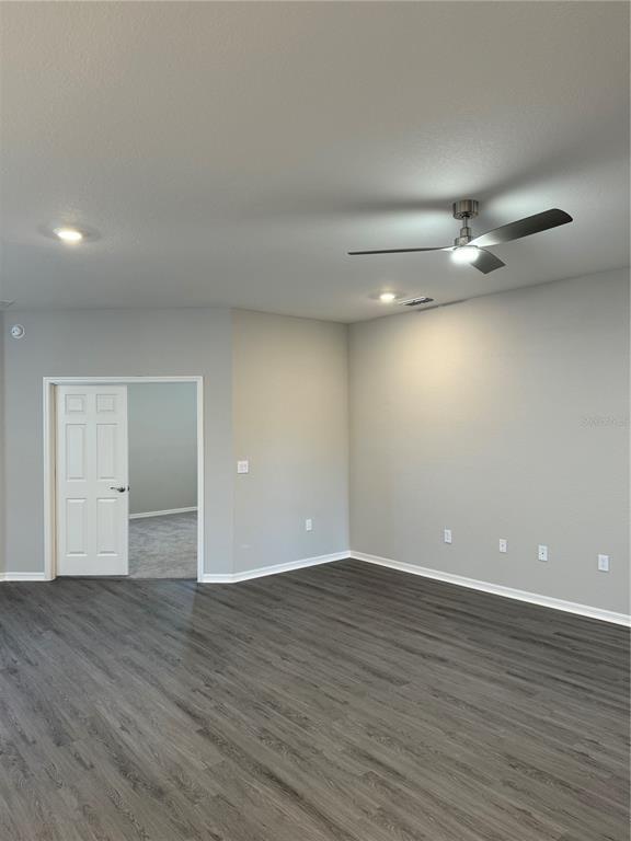 Building Photo - 1008 Aruba Ave