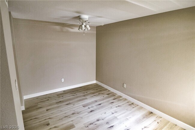 Building Photo - 5055 W Hacienda Ave