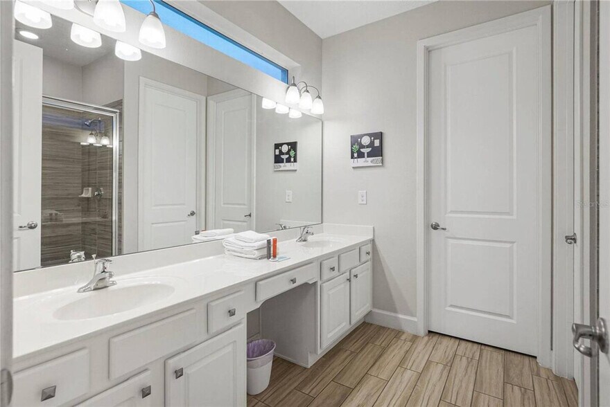 Building Photo - 2689 Calistoga Ave