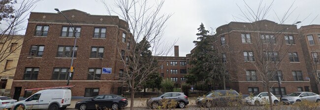 Primary Photo - 4621 N Ashland Ave