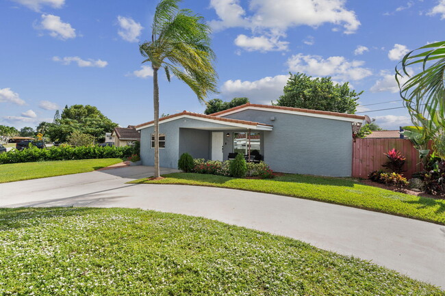 Primary Photo - 3470 SW 15th Ct