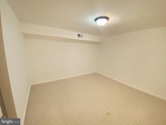 Building Photo - 14817 Winding Loop