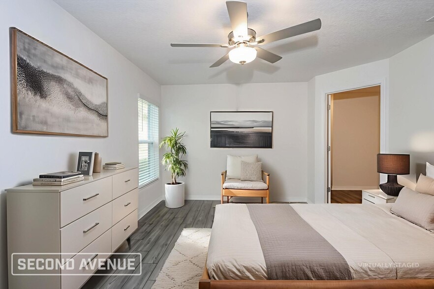 Building Photo - 3399 Lakeland Ave