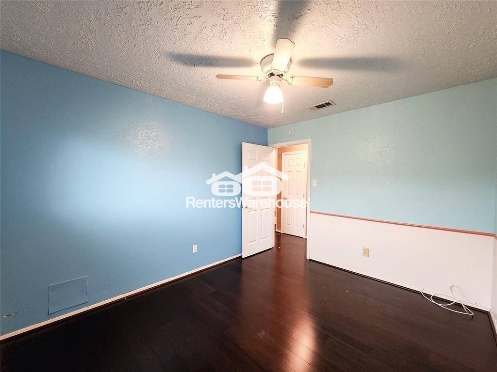 Building Photo - 2830 Virginia Colony Dr