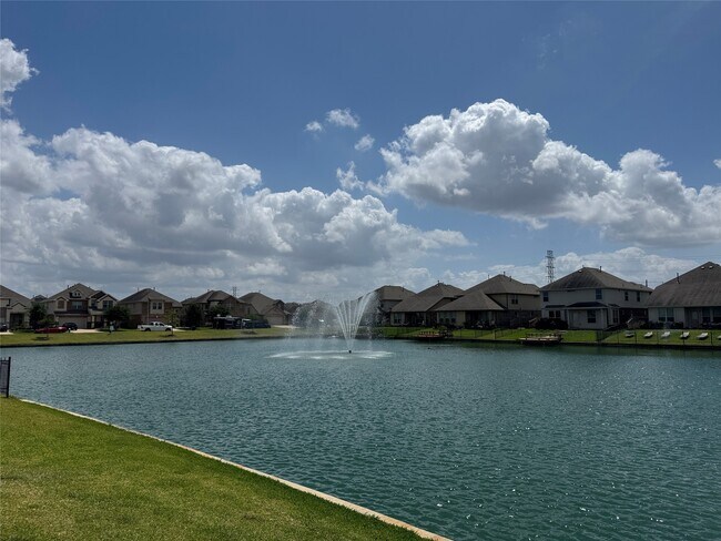 Building Photo - 3831 W Alessano Ln
