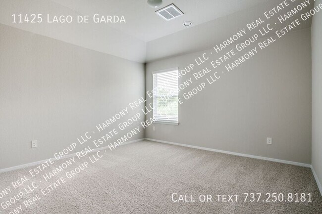 Building Photo - 11425 Lago de Garda Dr