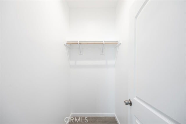 Building Photo - 1375 N Mentor Ave