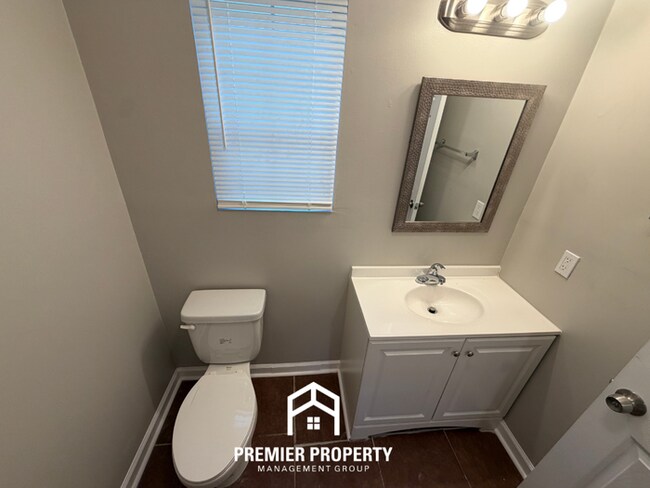 Building Photo - Beautiful 2-Story 3BR/2.5BA Bartlett Home | 1,632 Sq Ft, Vaulted Primary & Back Patio