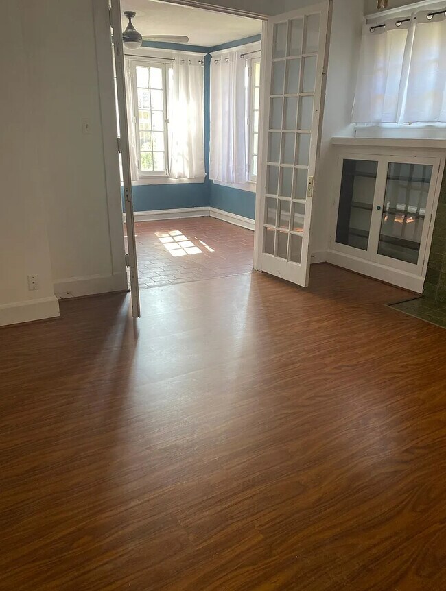 Building Photo - 2128 N Pennsylvania St