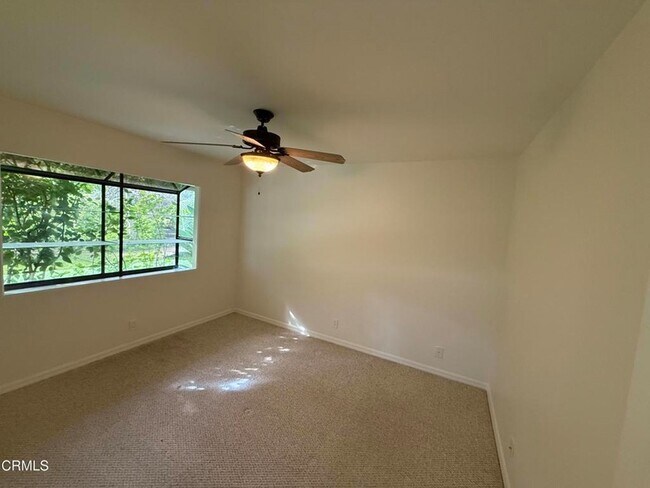 Building Photo - 620 Trueno Ave