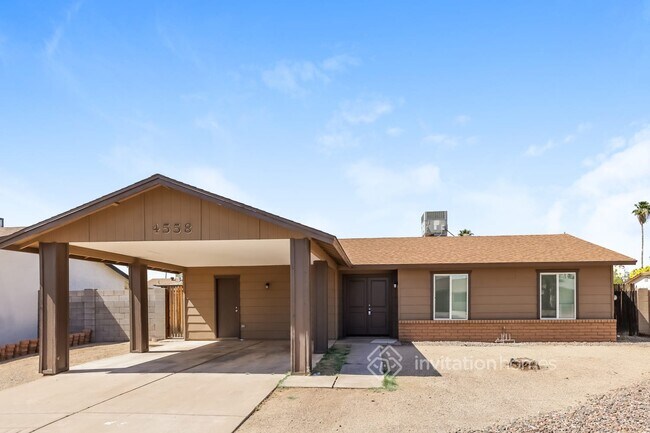 Primary Photo - 4558 W Onyx Ave